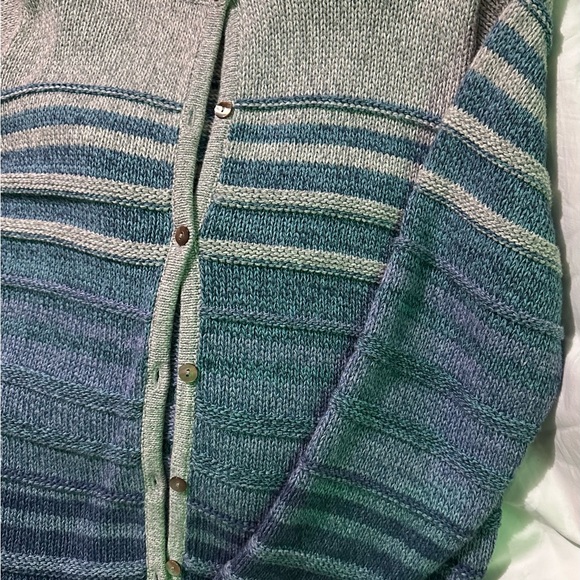 L.L. Bean. Blue Gray Knit Cardigan Button Down Sweater Size Large Regular - Picture 3 of 4